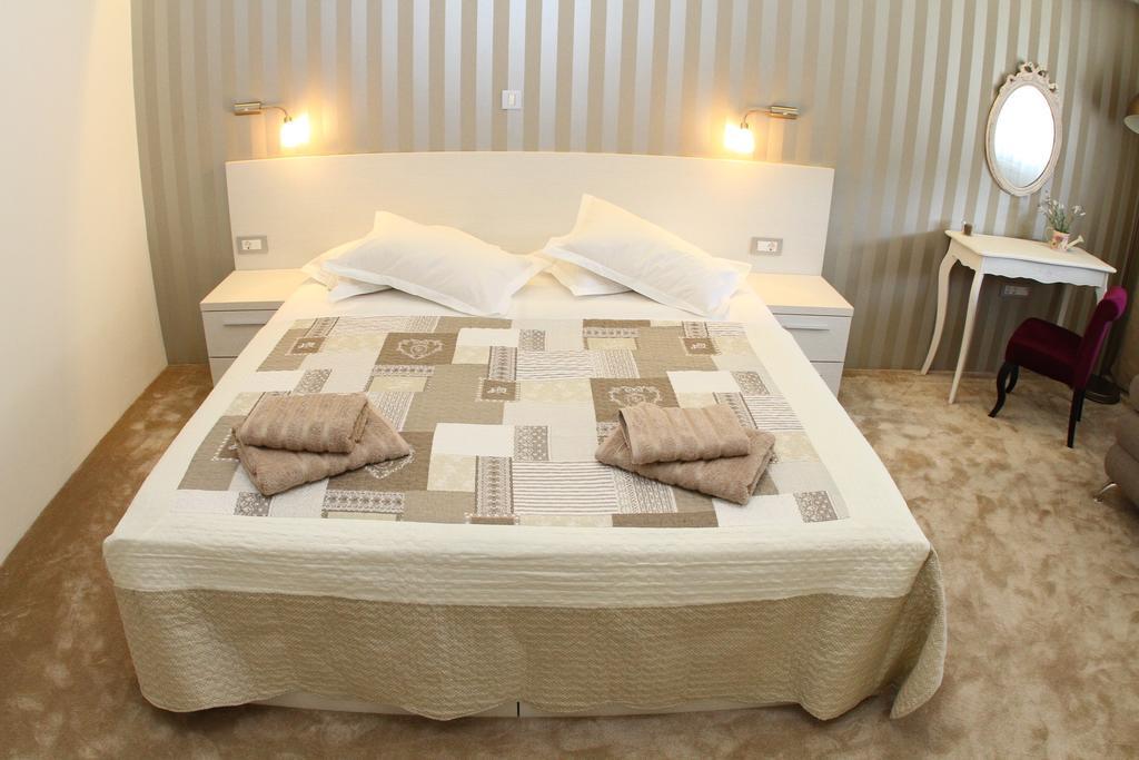 Studio Apartments Mirakul Split Quarto foto