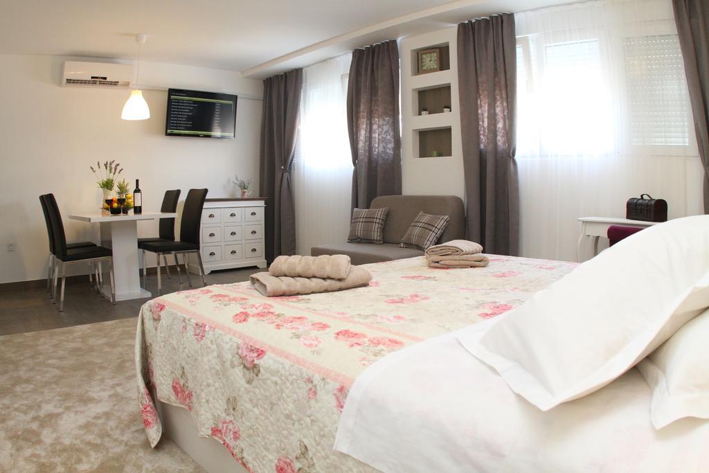 Studio Apartments Mirakul Split Quarto foto